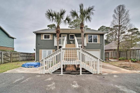 Waterfront Gulf Breeze Escape with Dock and 2 Kayaks!, Gulf Breeze